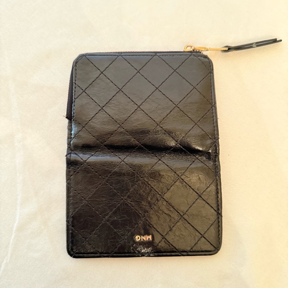Mango Diana Quilted Black Wallet with Gold Accents - Picture 9 of 12